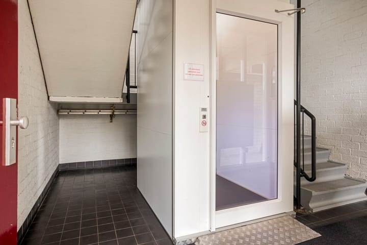 Photo 36 of Huibertplaat 103