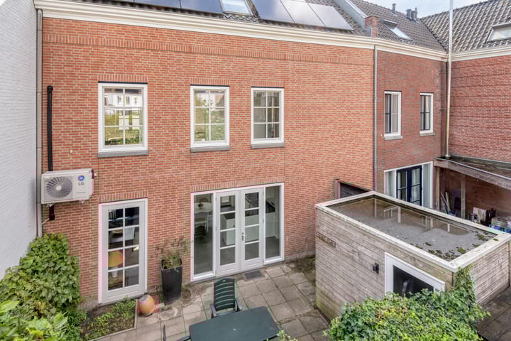 Foto 34 van Koolstraat 24