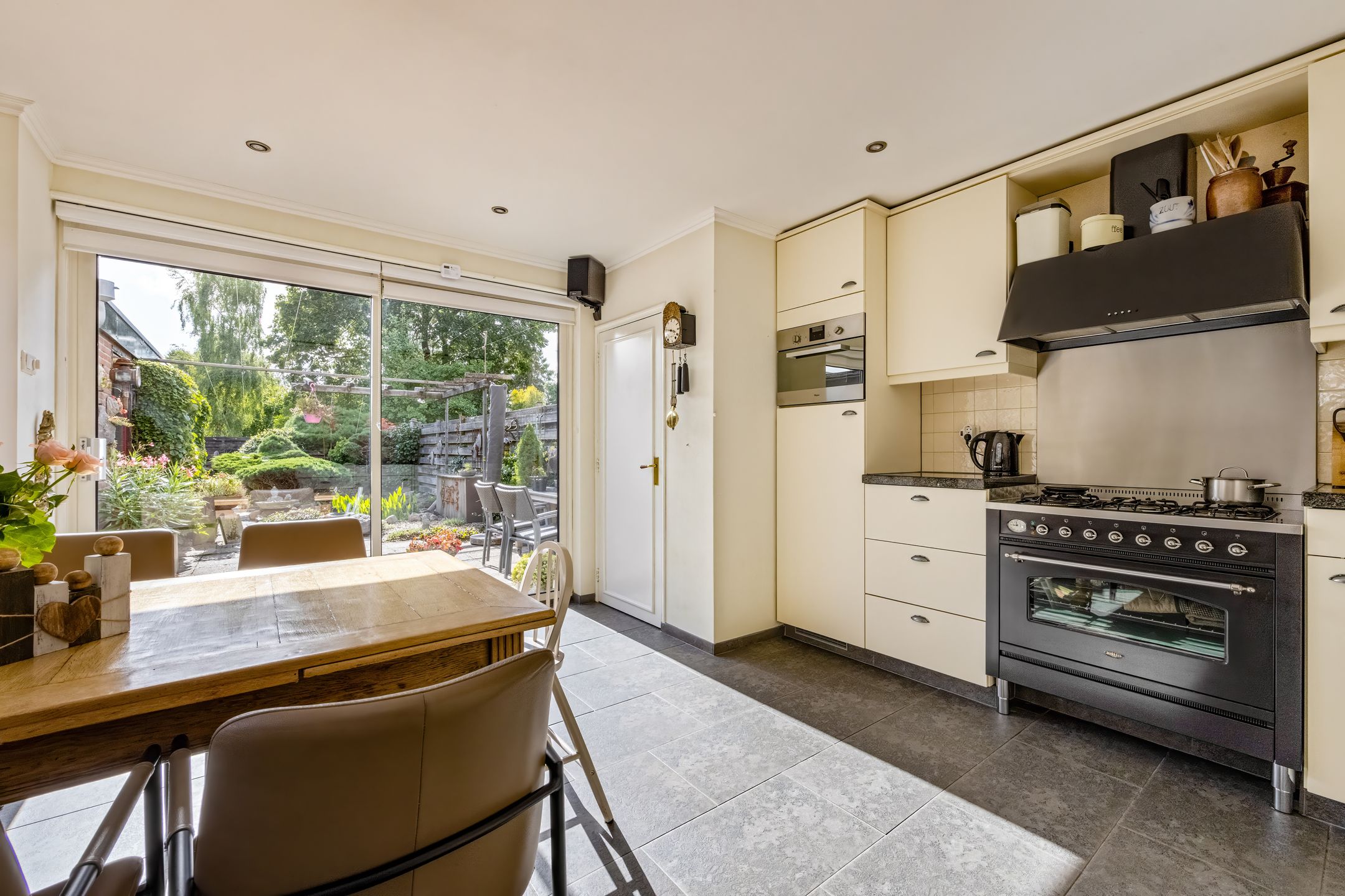 Foto 6 van Oosterstraat 24