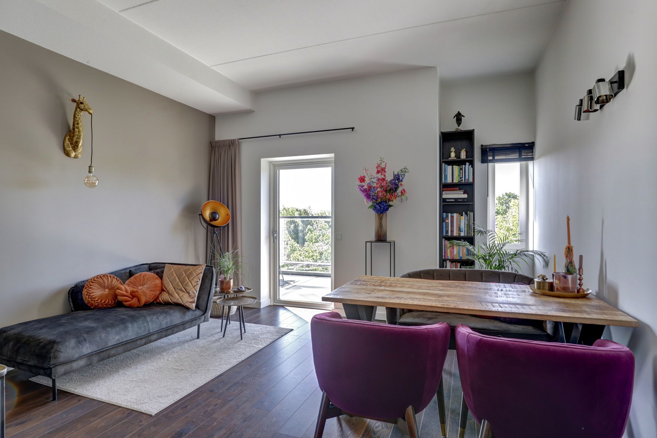 Foto 9 van Merweplein 5-27