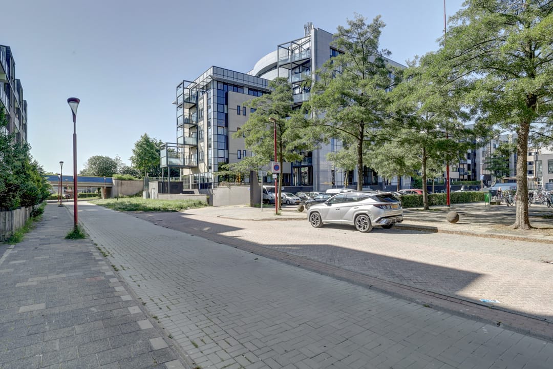 Foto 43 van Merweplein 5-27