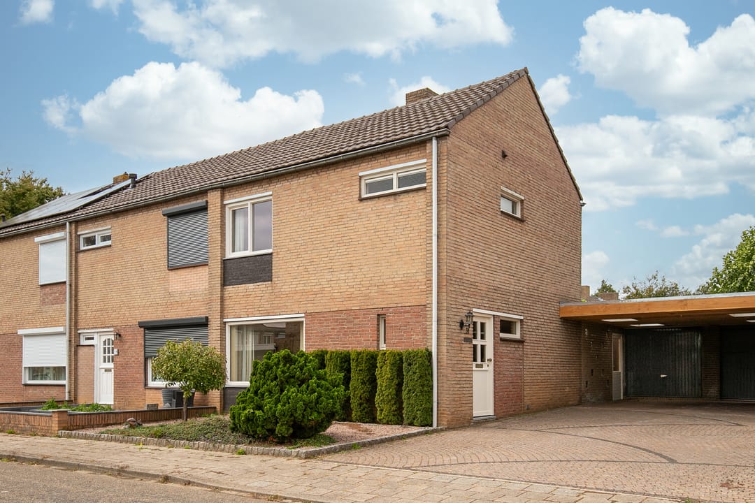 Foto 1 van Van Mereheymstraat 31