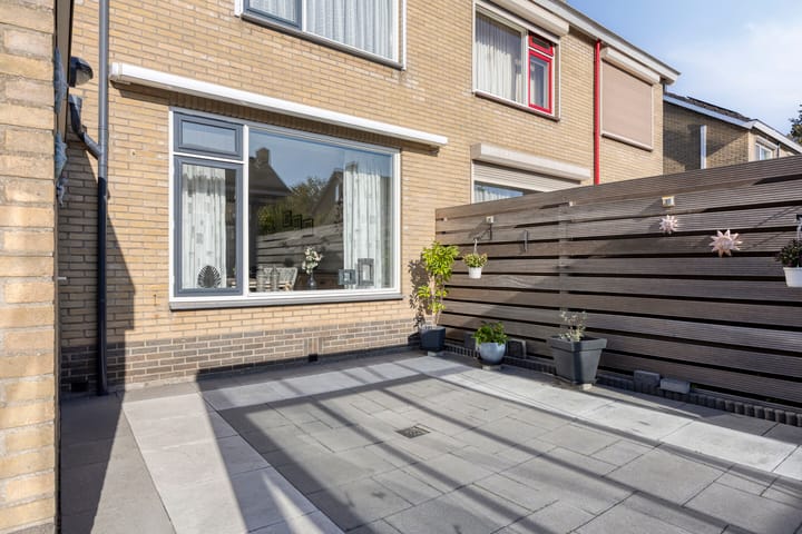 Foto 26 van Oesterstraat 2