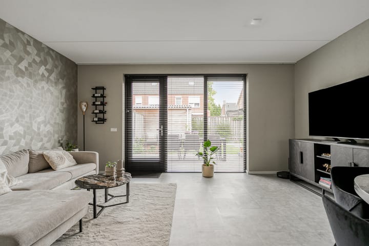 Foto 9 van Deken Jaspersstraat 21-A