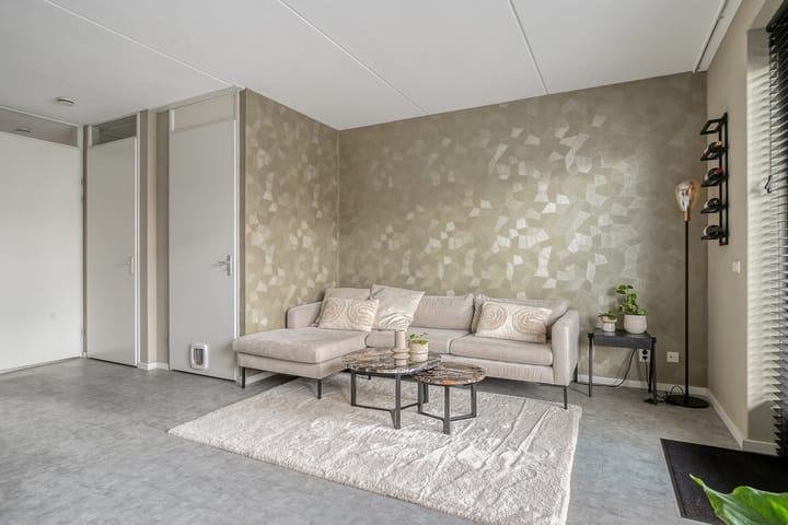 Foto 10 van Deken Jaspersstraat 21-A