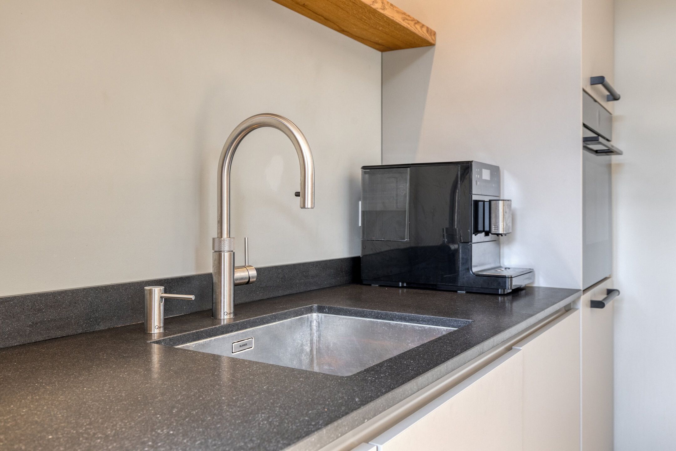 Foto 9 van Bergen op Zoomstraat 6