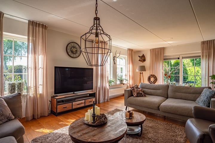 Foto 9 van Rheezerveenseweg 33