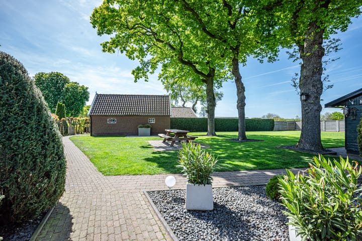 Foto 56 van Rheezerveenseweg 33