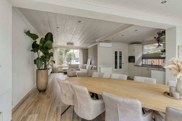 Foto 12 van Clematisstraat 15