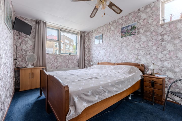 Photo 18 of Jan van Scorelstraat 18