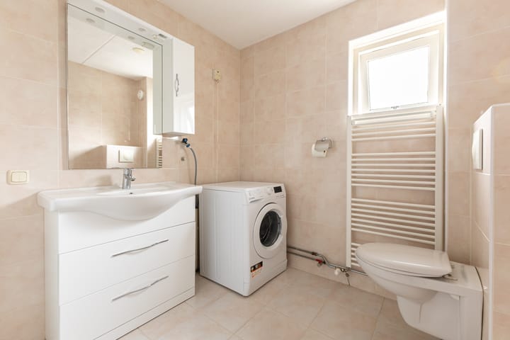 Photo 22 of Jan van Scorelstraat 18