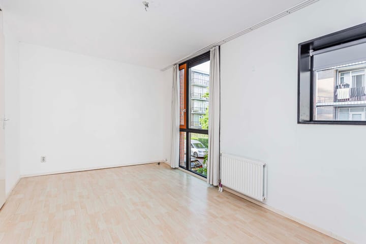 Photo 17 of Montfoortlaan 8