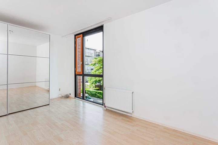 Photo 26 of Montfoortlaan 8