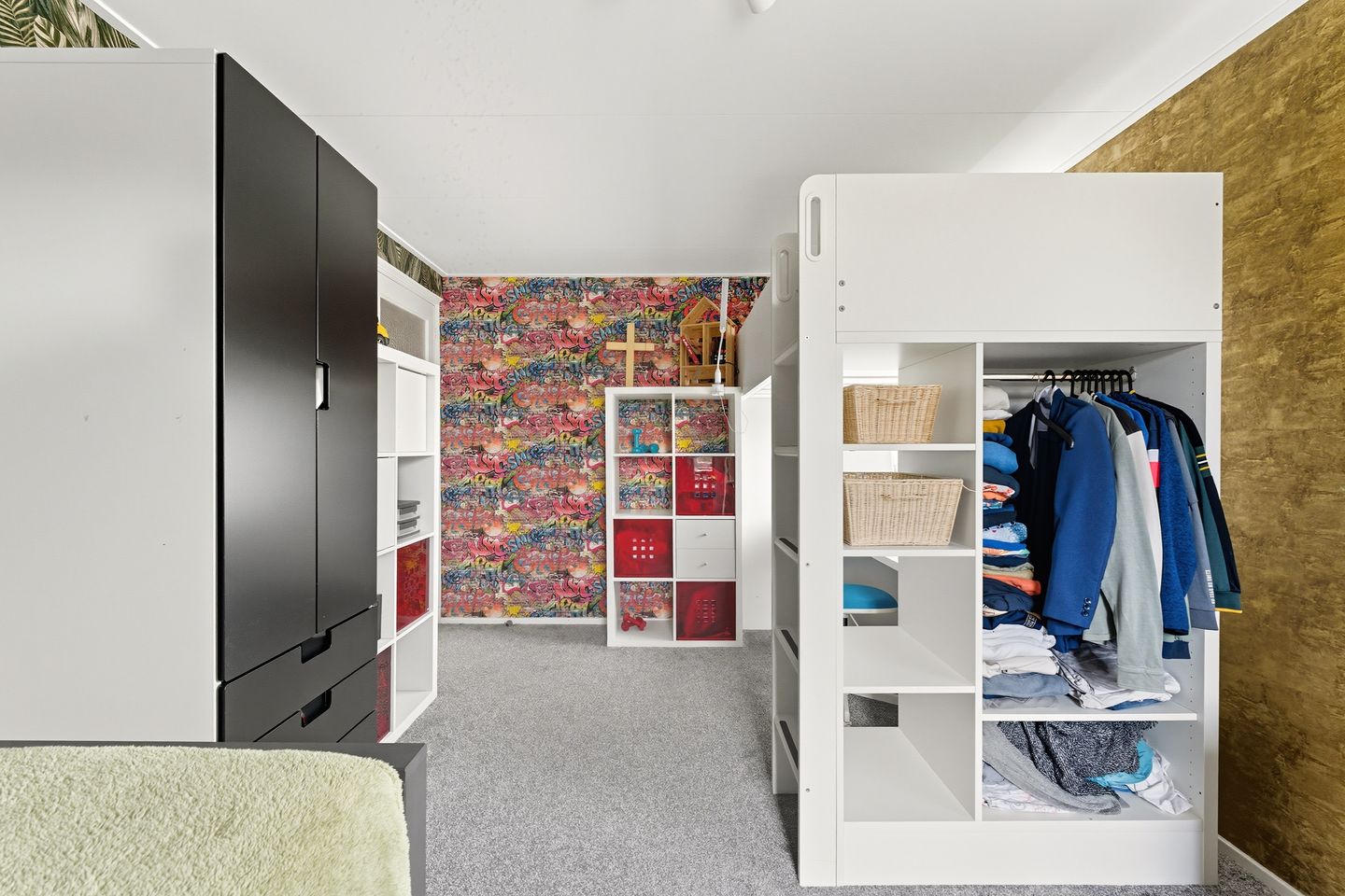 Photo 34 of Cornelis Smitstraat 17