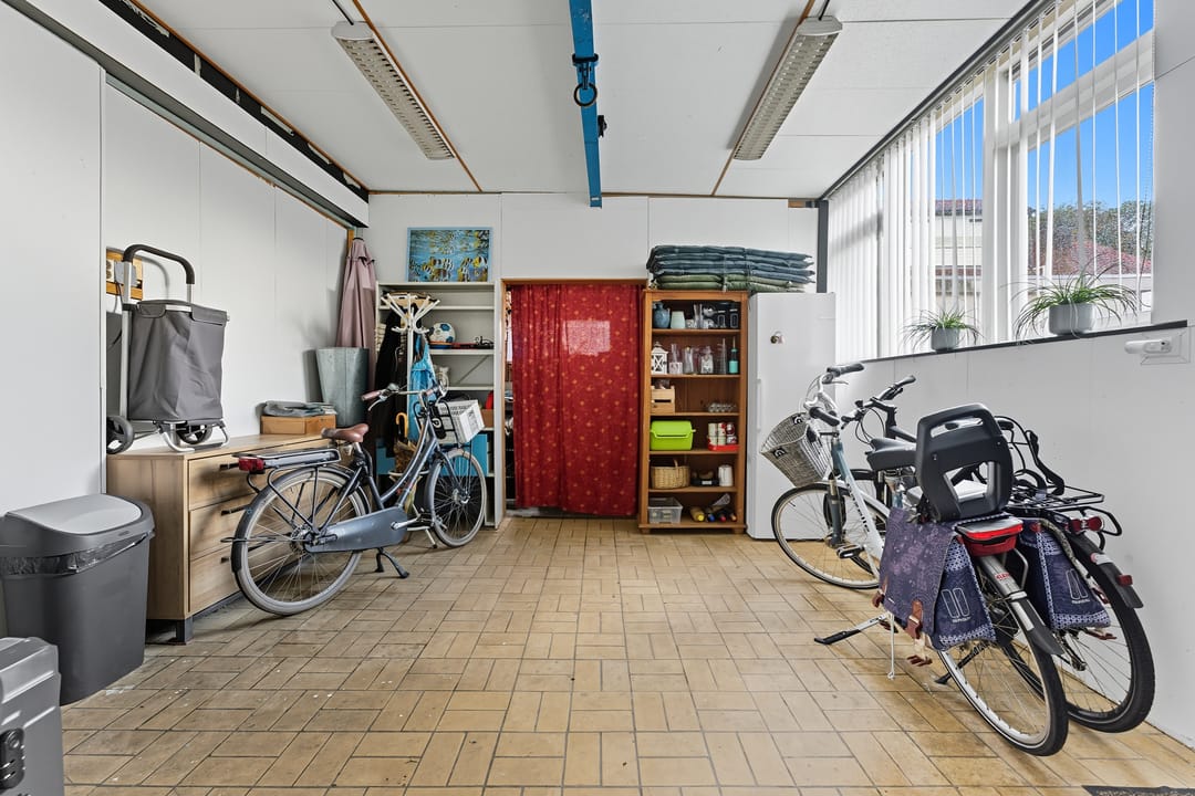 Photo 53 of Cornelis Smitstraat 17