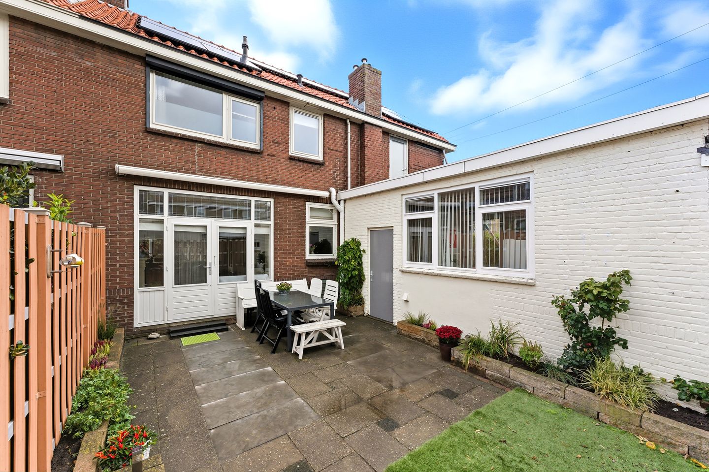 Photo 65 of Cornelis Smitstraat 17