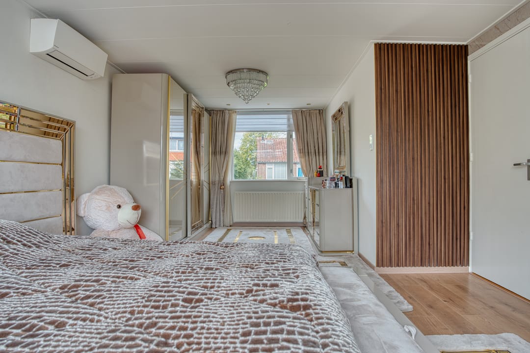 Photo 37 of Rembrandtstraat 71