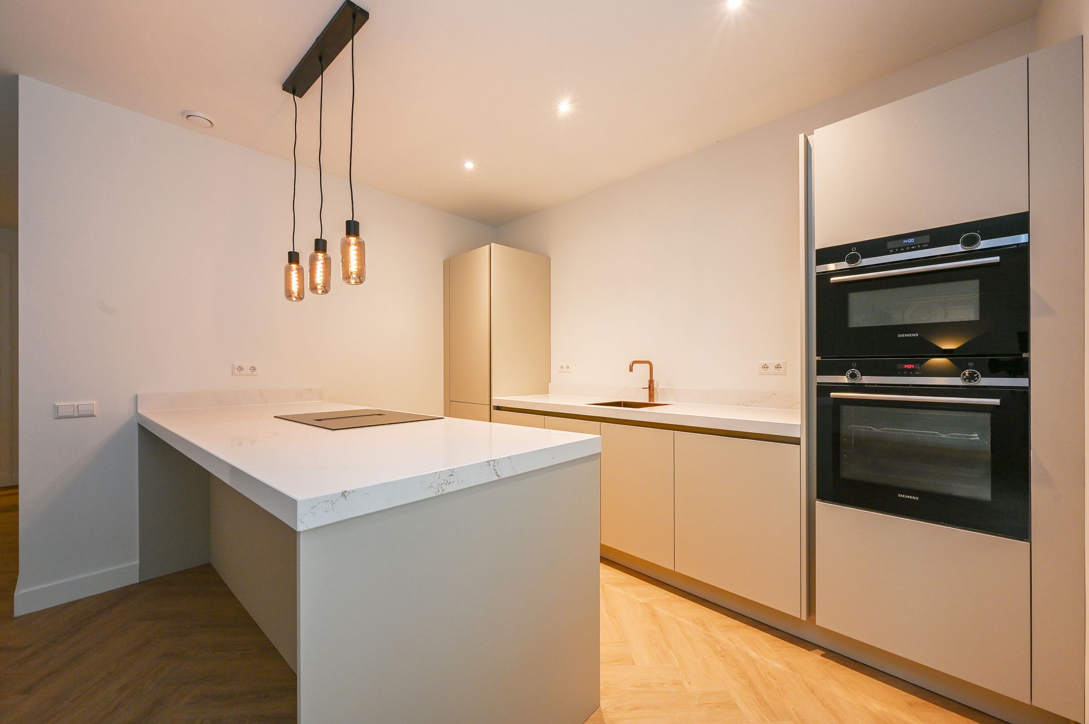 Foto 9 van Loosduinse Hoofdstraat 107