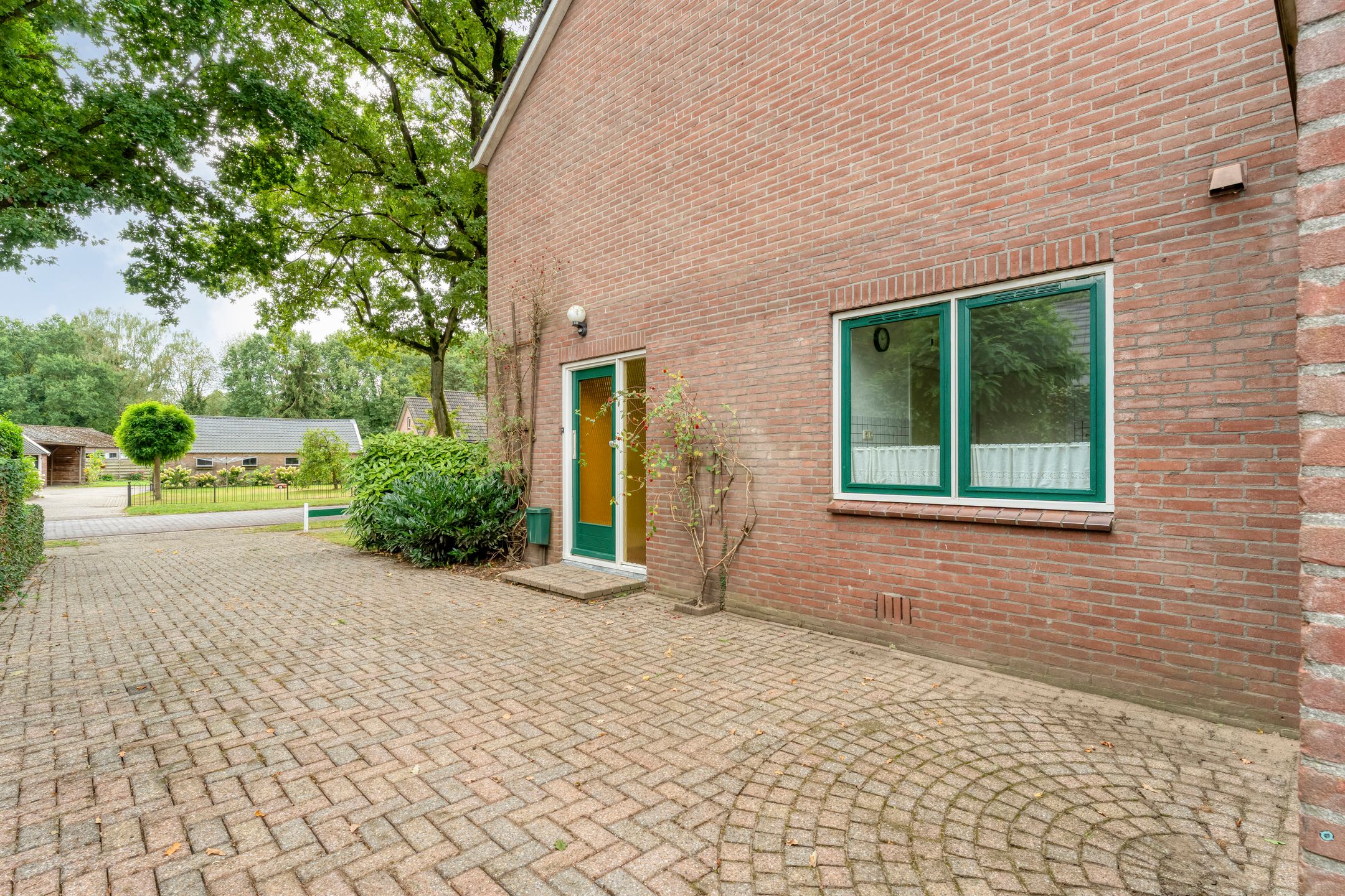 Foto 9 van Burg ten Holteweg 1-A