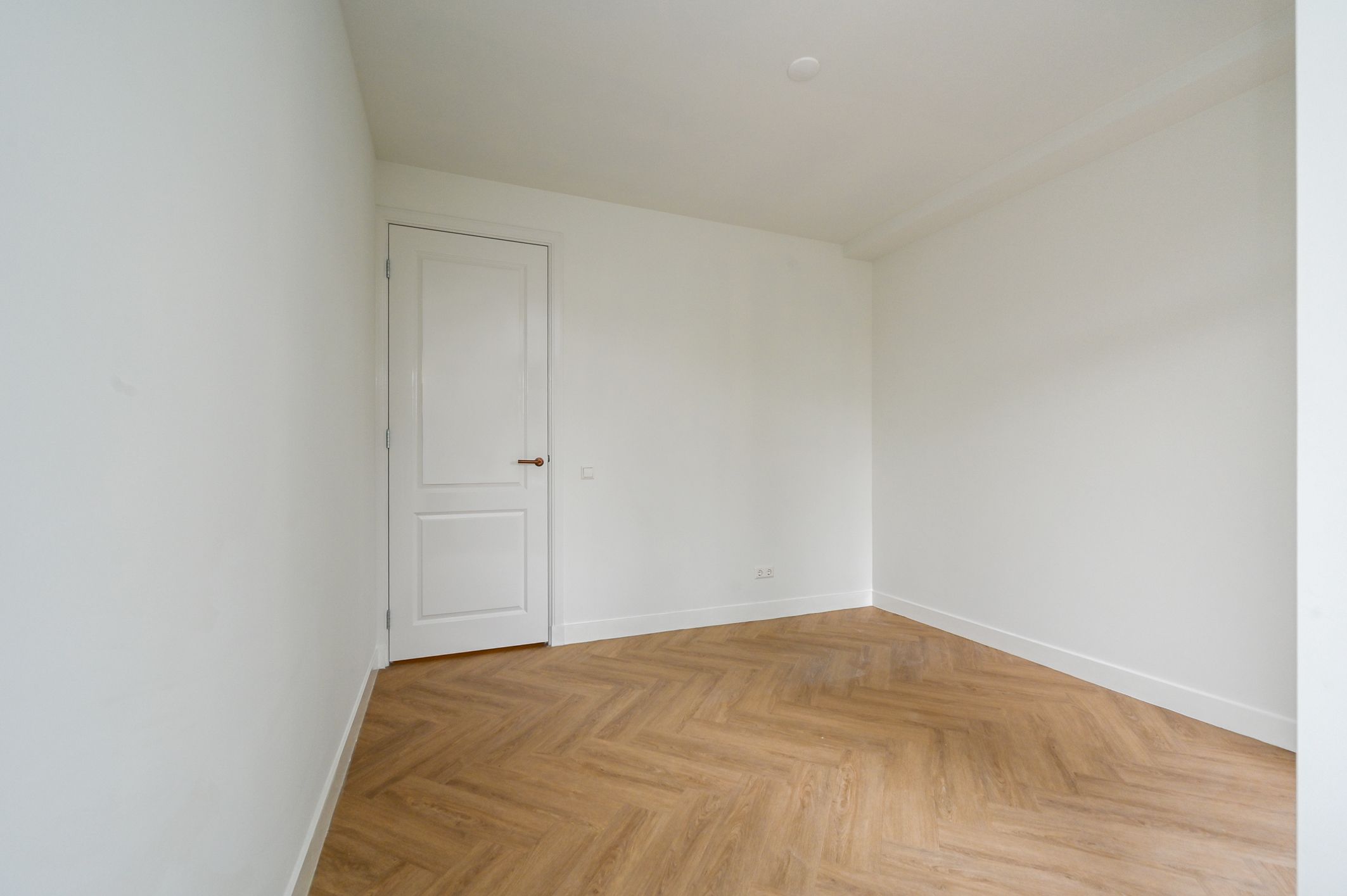 Foto 15 van Loosduinse Hoofdstraat 111