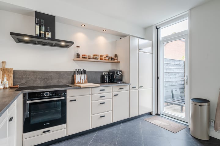 Foto 13 van Paulus Potterstraat 54