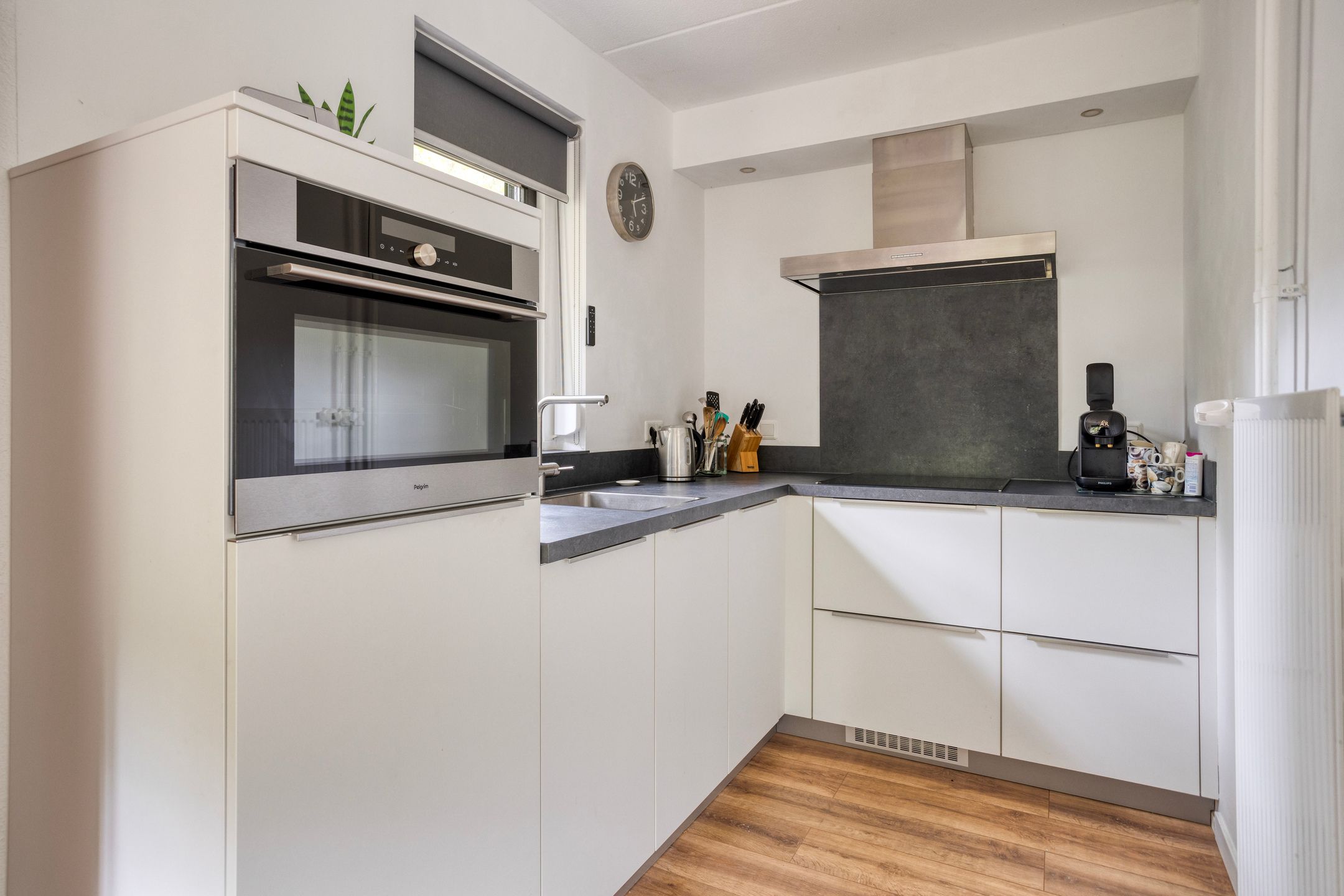 Photo 9 of Ruurloseweg 30-V49