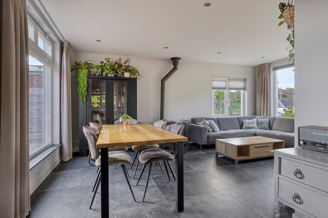 Photo 8 of Dorpsstraat 18