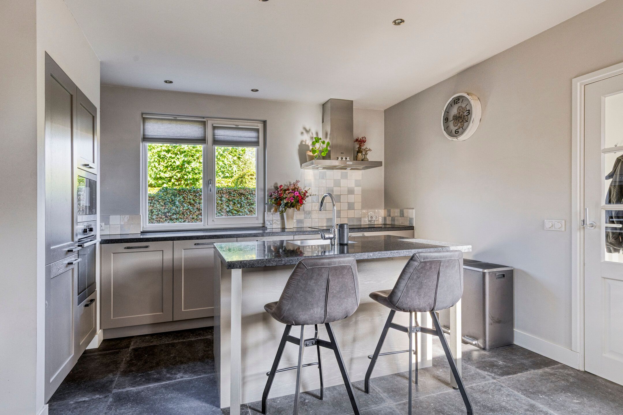 Photo 9 of Dorpsstraat 18