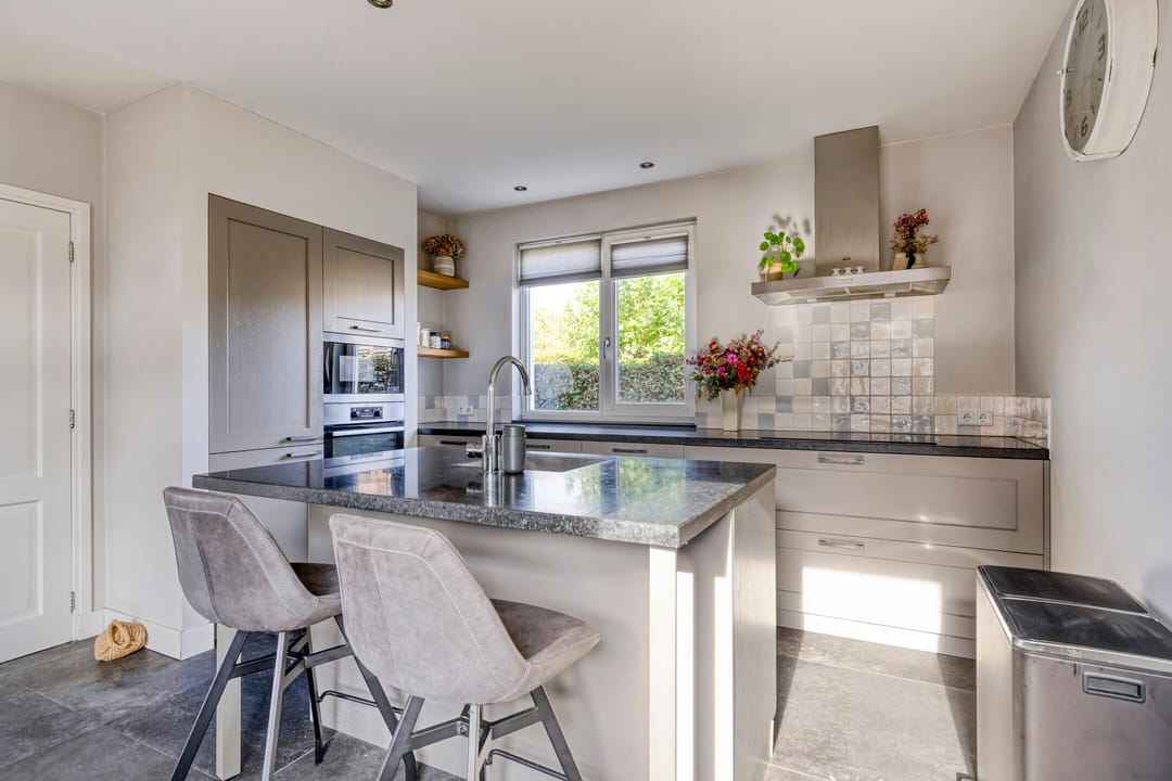 Photo 11 of Dorpsstraat 18