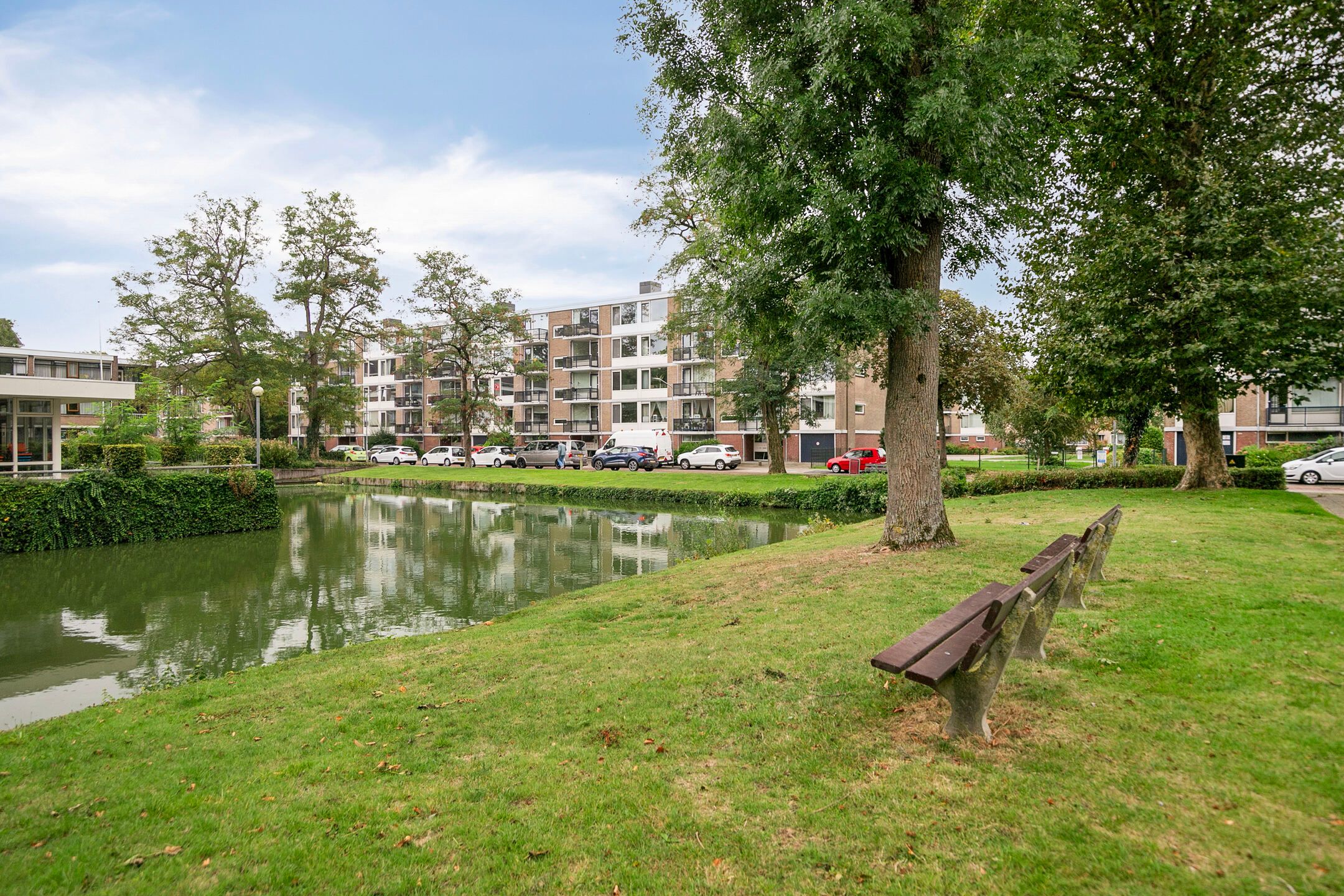 Photo 36 of Van Karnebeekstraat 131