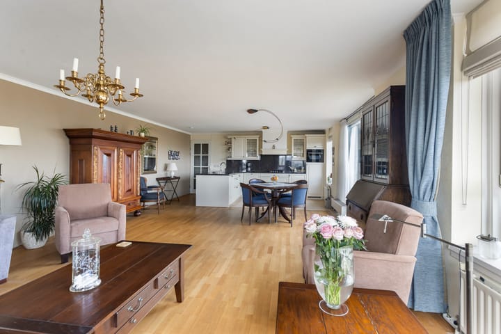 Photo 4 of Brahmsstraat 156