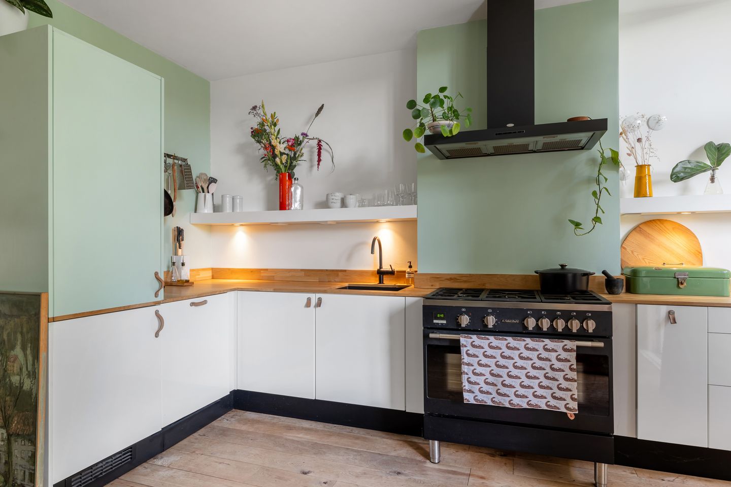 Photo 20 of Opzoomerstraat 20-A02