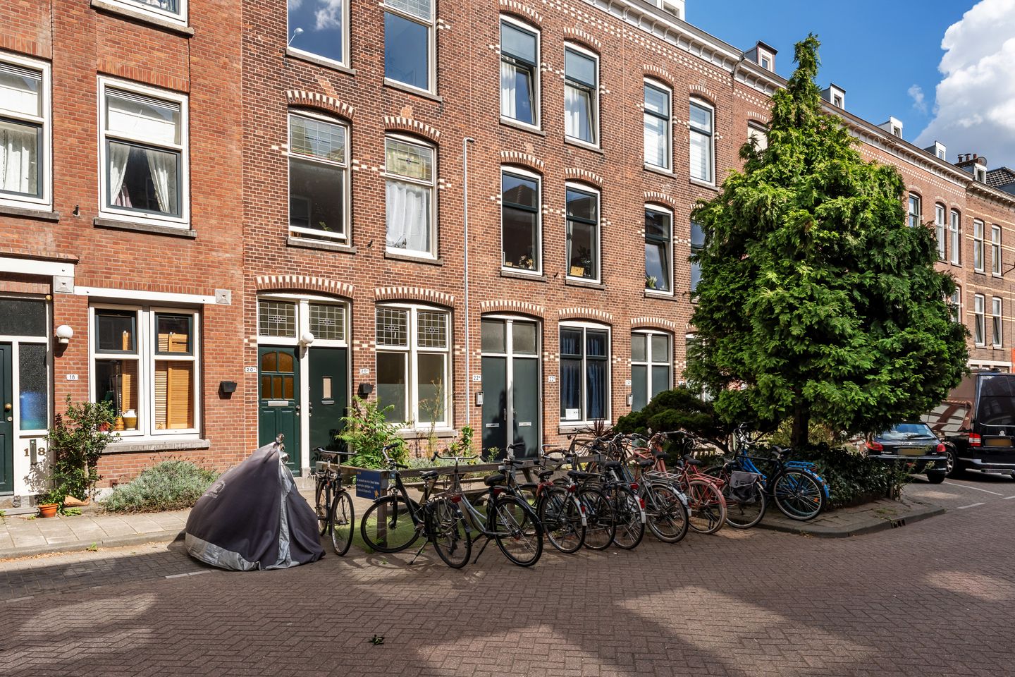 Photo 40 of Opzoomerstraat 20-A02