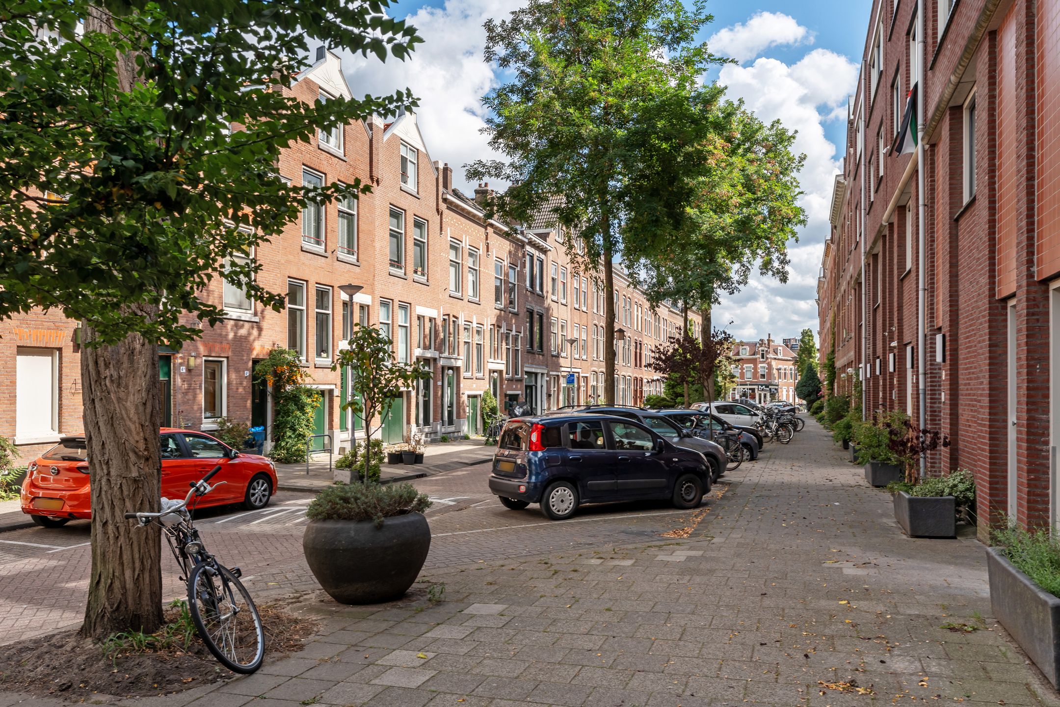 Photo 42 of Opzoomerstraat 20-A02