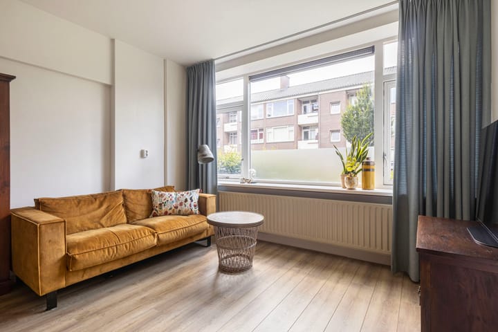 Foto 4 van Woestijgerweg 210-A