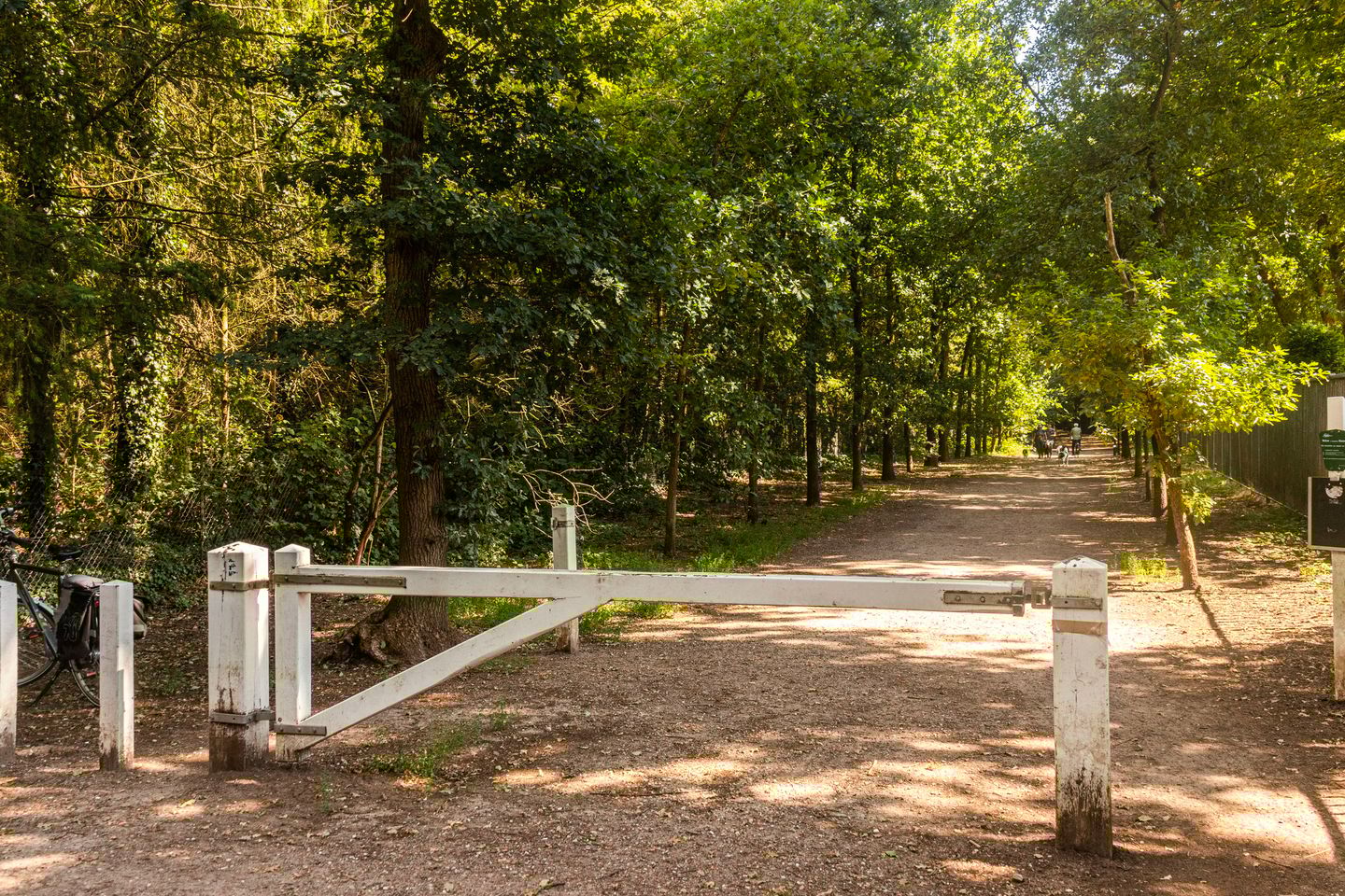 Photo 29 of Woestijgerweg 210-A