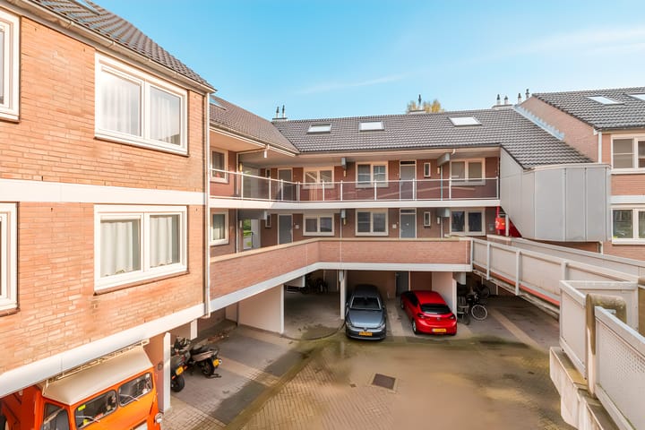 Foto 24 van Prattenburg 68