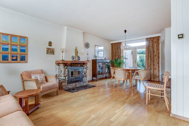 Foto 3 van Deken van der Waardenlaan 12