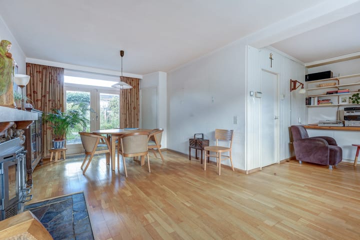 Foto 11 van Deken van der Waardenlaan 12