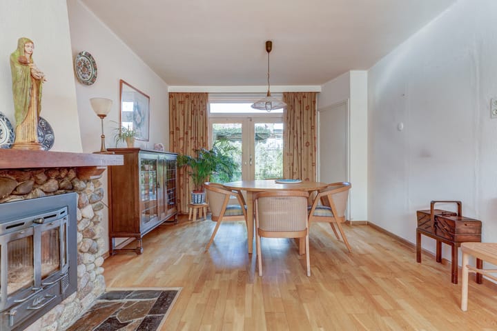 Foto 12 van Deken van der Waardenlaan 12