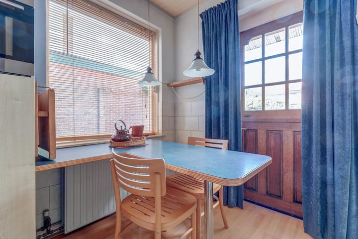 Foto 16 van Deken van der Waardenlaan 12