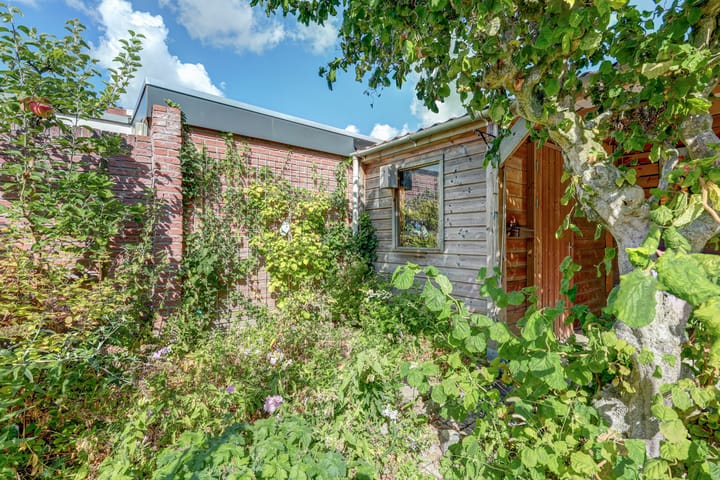 Foto 39 van Deken van der Waardenlaan 12