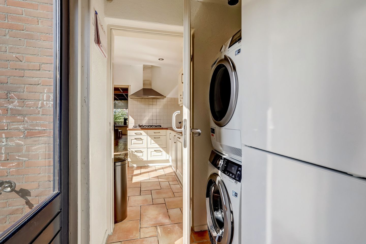 Foto 20 van Oranje Nassaulaan 14