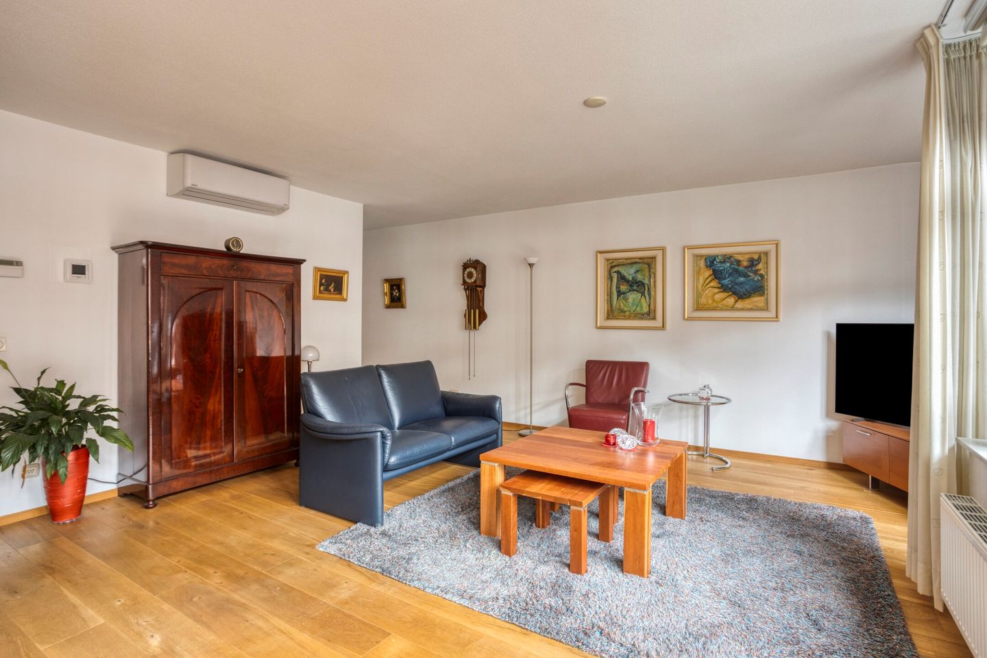 Foto 5 van Clermontlunet 14-C