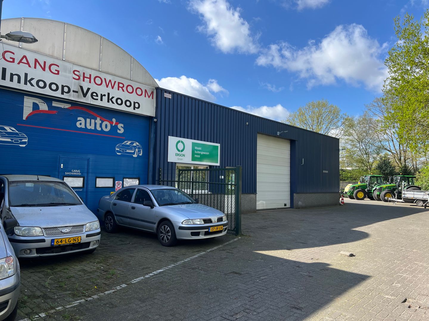 View photo 2 of Hulst 85-F