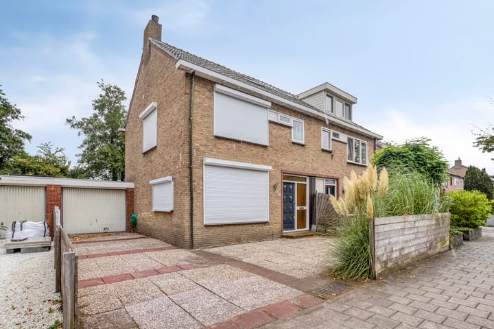 Foto 35 van Van IJsendijkstraat 122