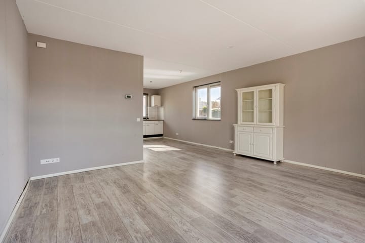 Photo 10 of Bethaniëstraat 12-A