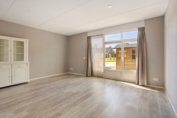 Photo 9 of Bethaniëstraat 12-A