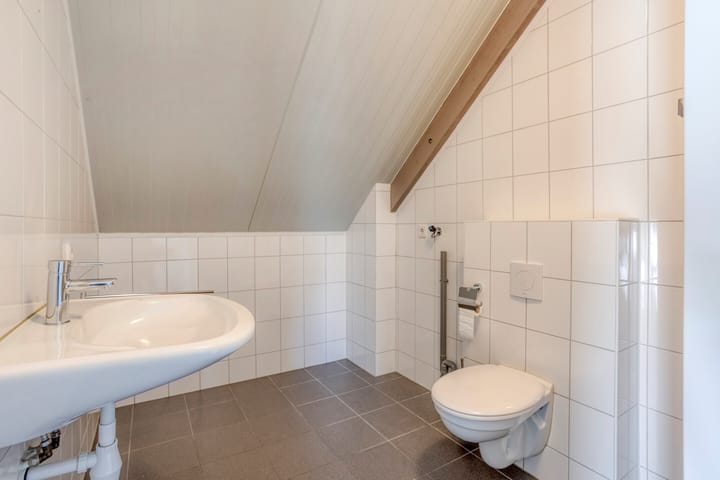 Photo 16 of Bethaniëstraat 12-A