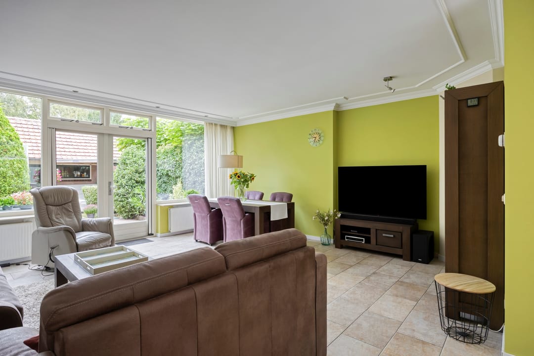 Foto 8 van Bernhardstraat 10